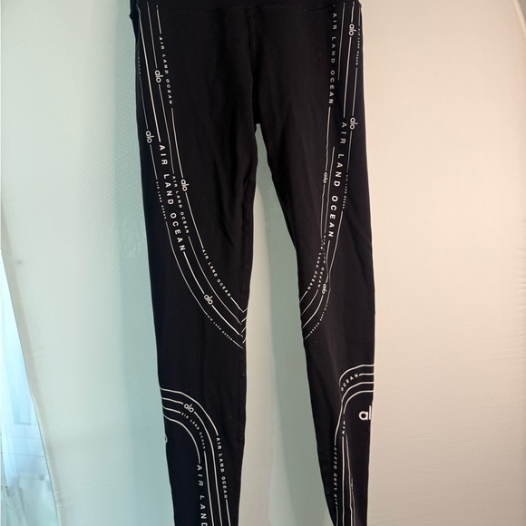 Alo Black Leggings with White Text Design - Picture 3 of 3
